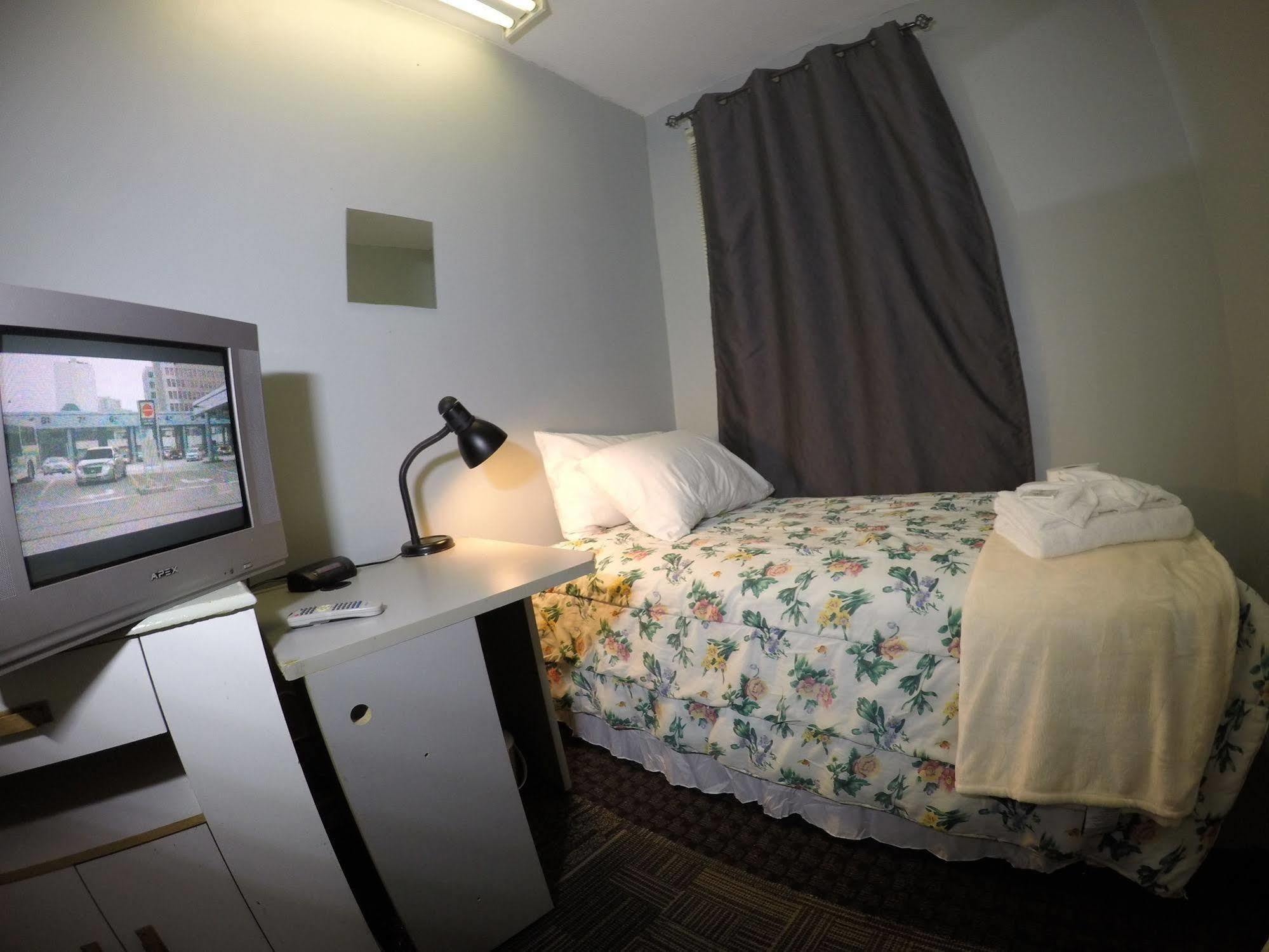 Hostel Saint Lawrence Residences And *