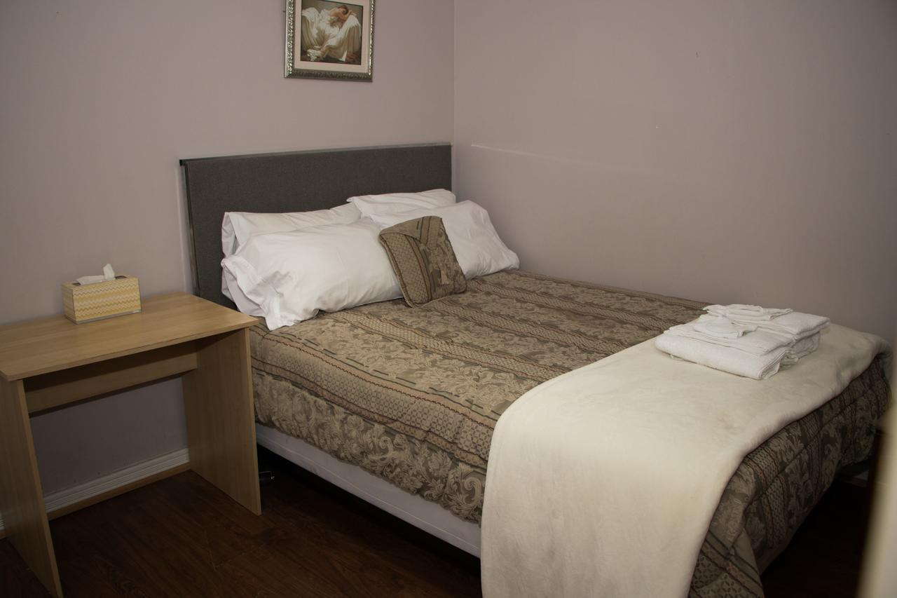 Hostel Saint Lawrence Residences And