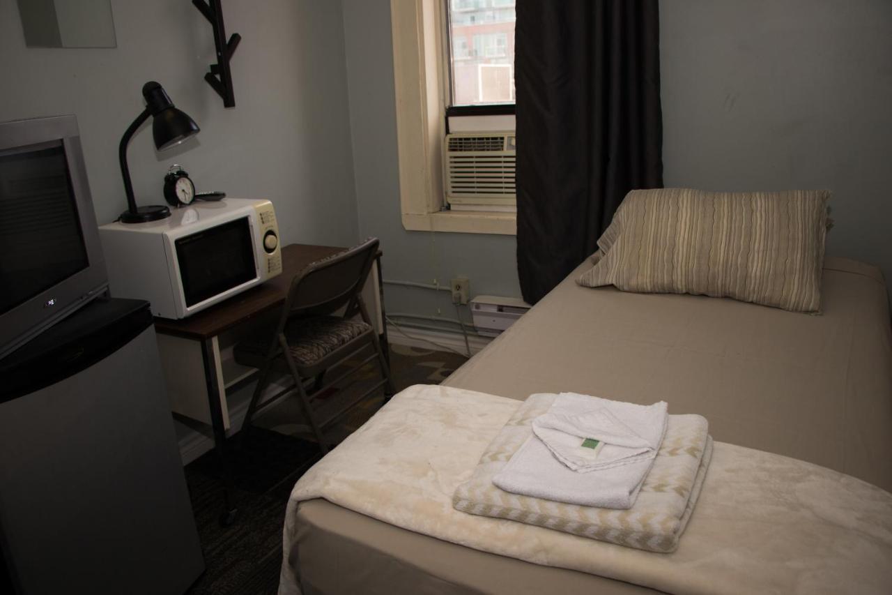 Saint Lawrence Residences And Hostel *