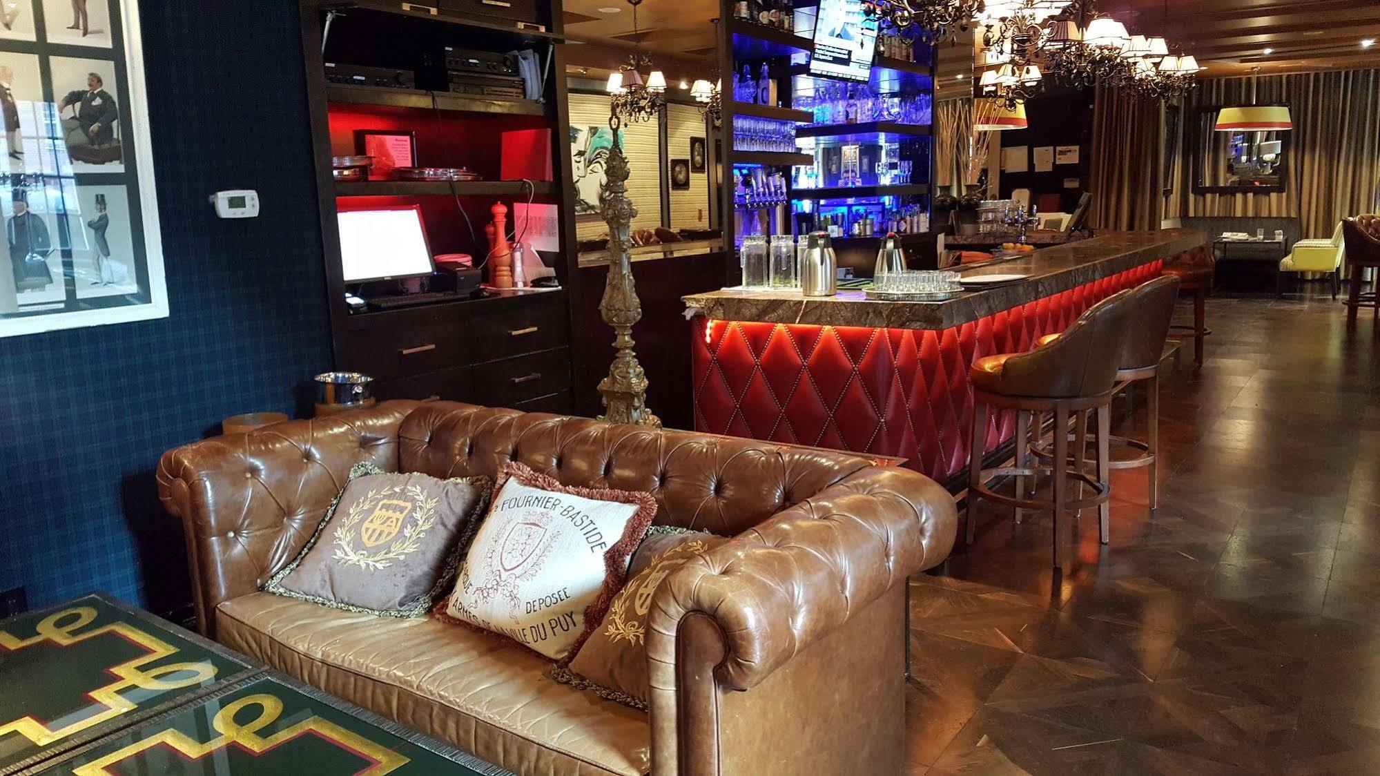 Windsor Arms Toronto