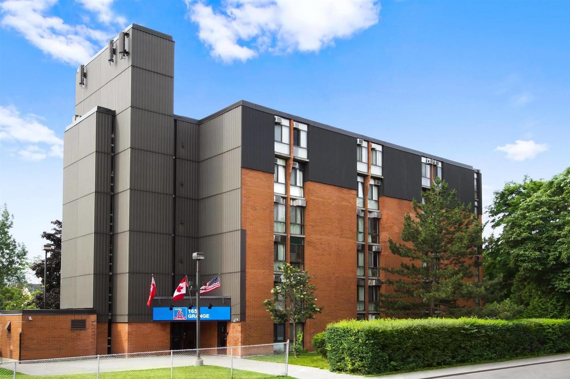 6 Downtown 2* Toronto