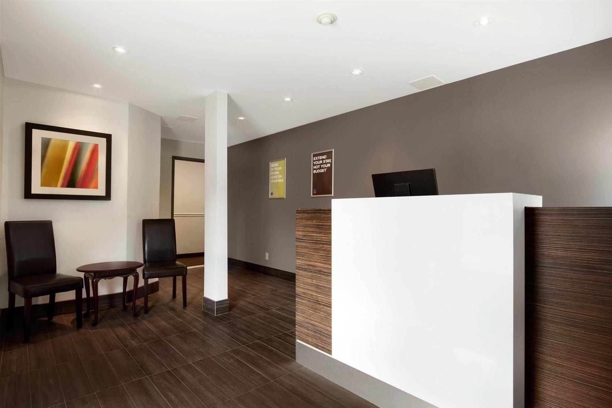 Aparthotel 6 Downtown 2*