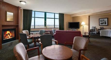 Doubletree By Hilton Airport, On Hotel 4*