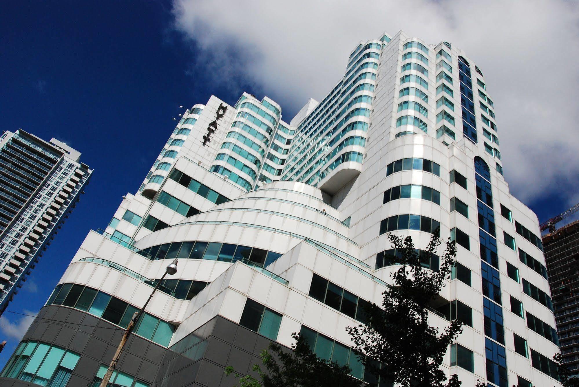 Hyatt Regency 4* Toronto