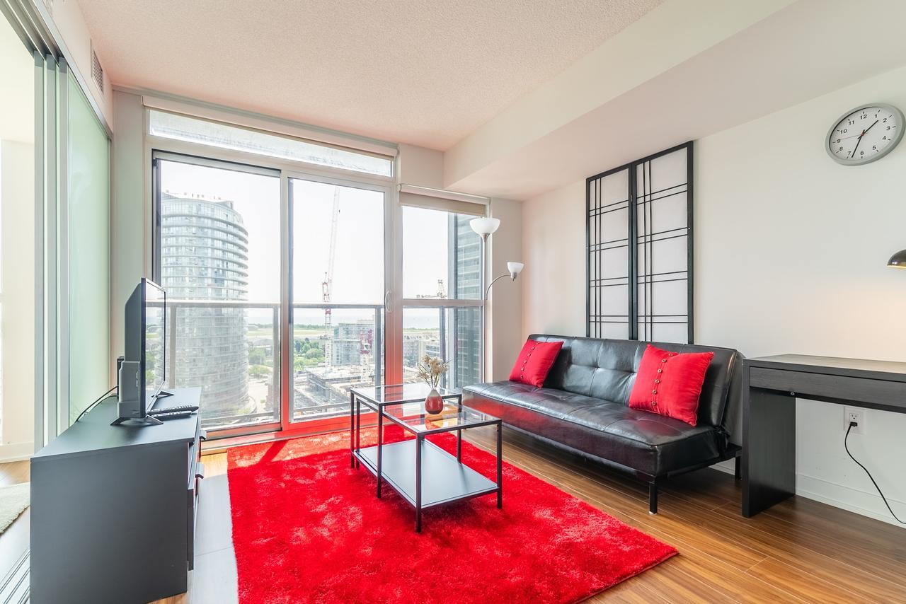 Simply Comfort. Amazing Downtown Toronto