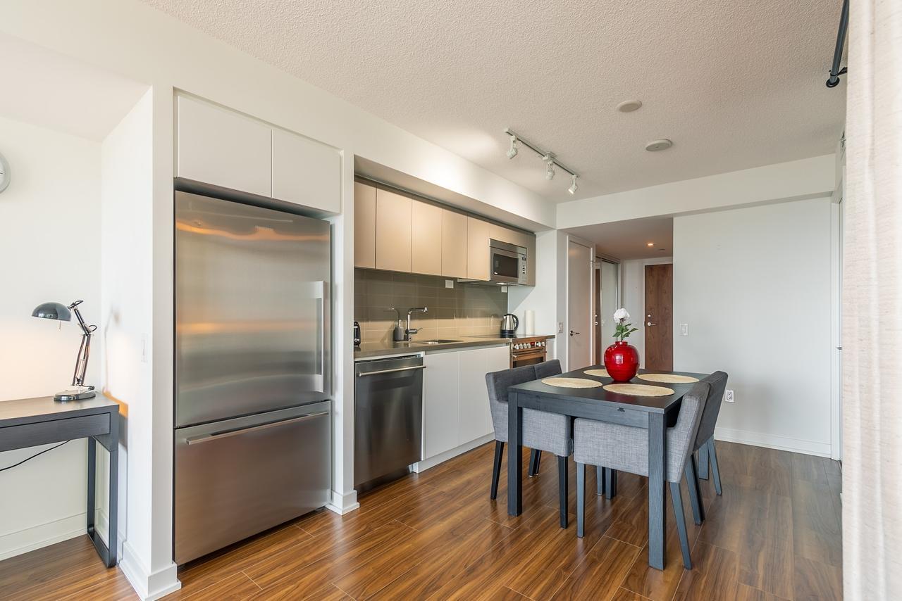 Simply Comfort. Amazing Downtown Apartment