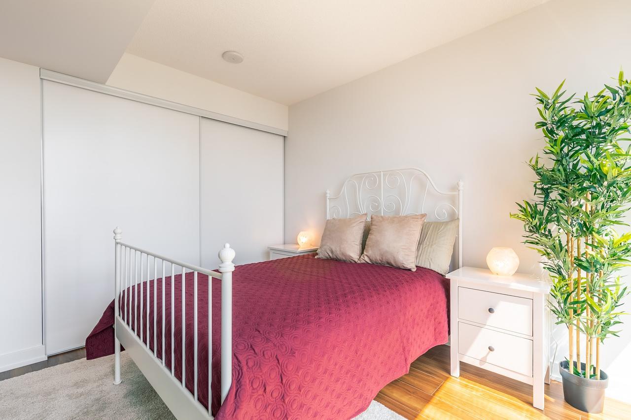 Simply Comfort. Amazing Downtown Apartment Toronto