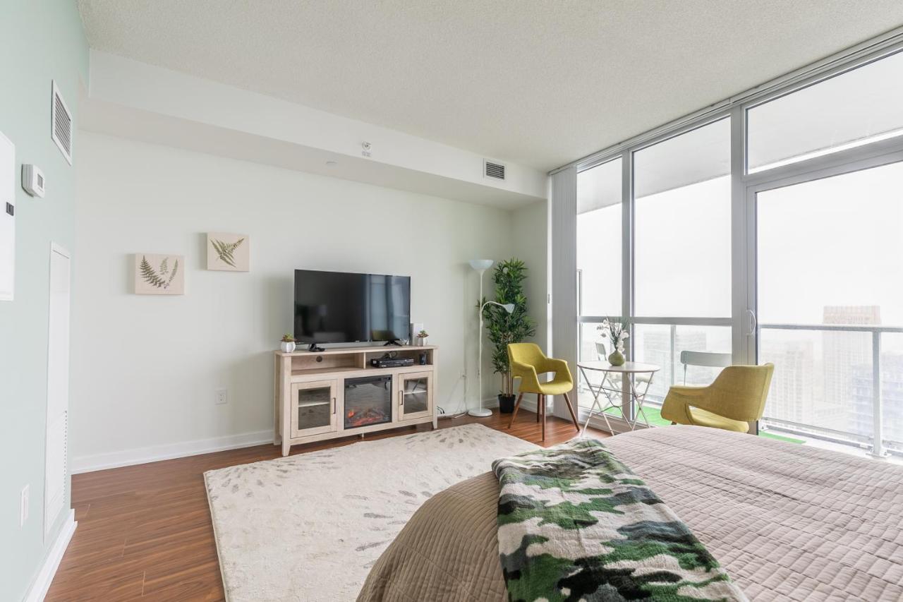 Simply Comfort. Amazing Downtown Apartment Toronto
