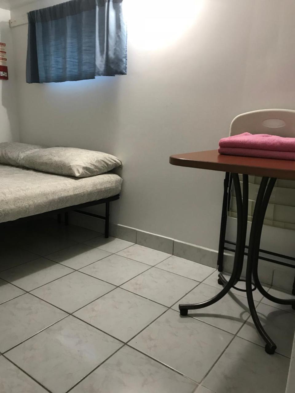 Guest house Chinatown Travellers Toronto