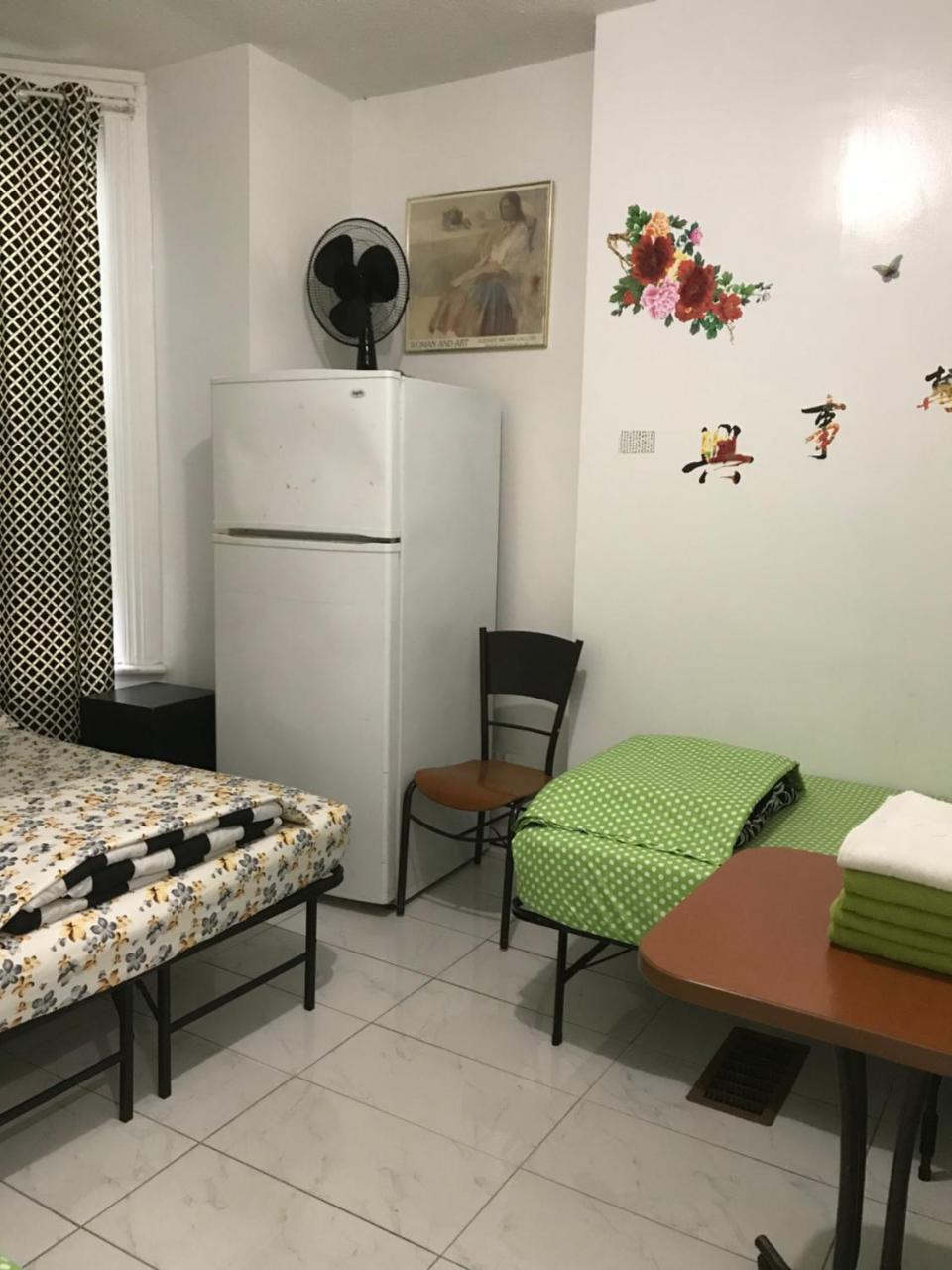 Chinatown Travellers Guest house Toronto