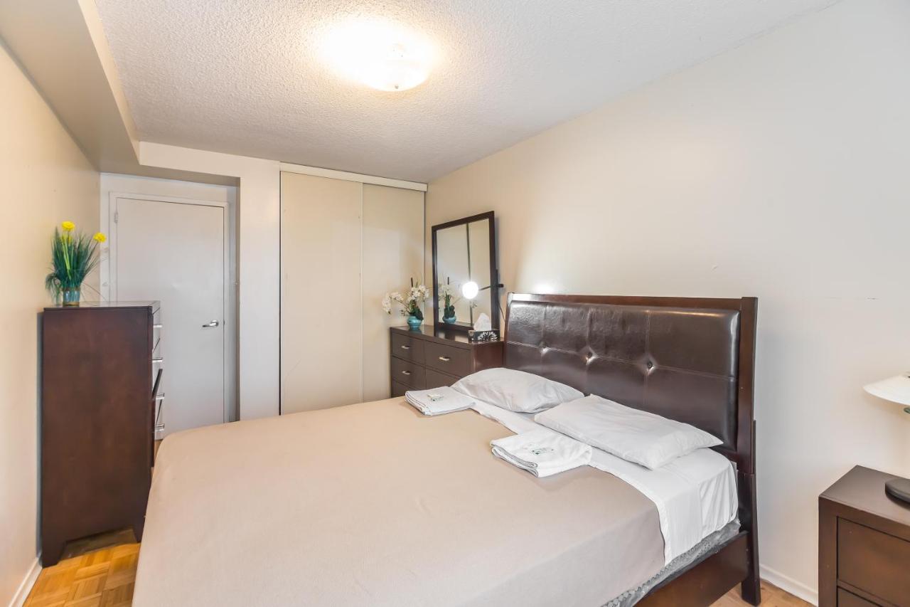 Toronto Furnished Living-Gerard Apartment *