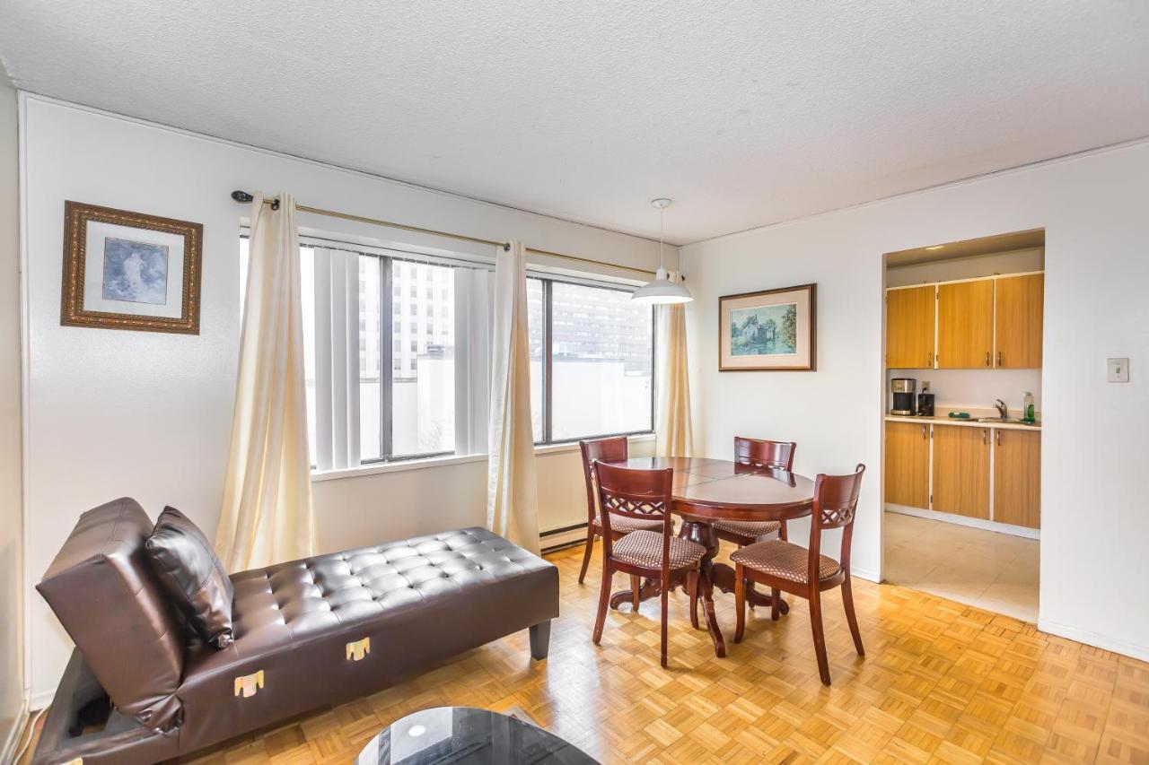 Toronto Furnished Living-Gerard *
