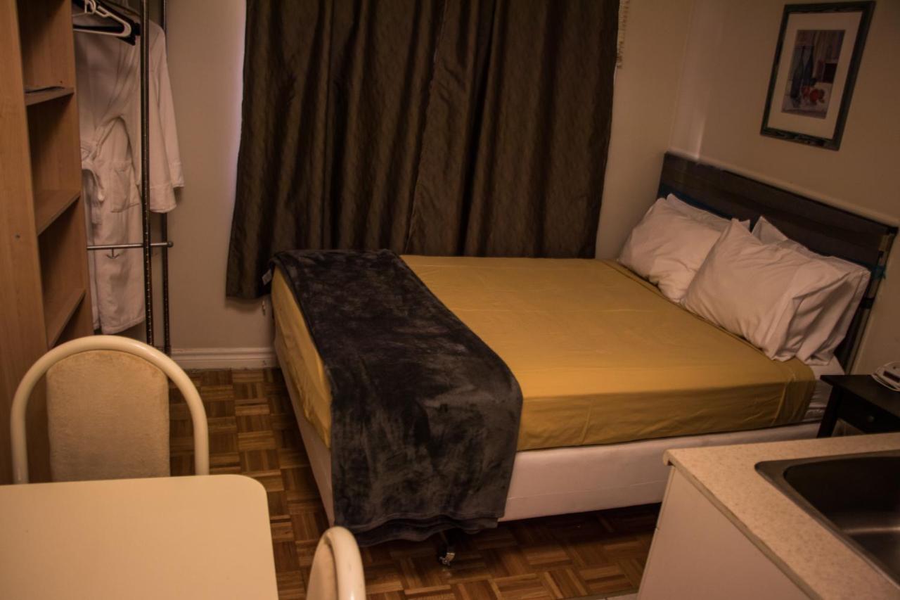 Hostel Saint Lawrence Residences And *