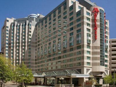 Marriott Downtown At Cf Eaton Centre Hotel 4*