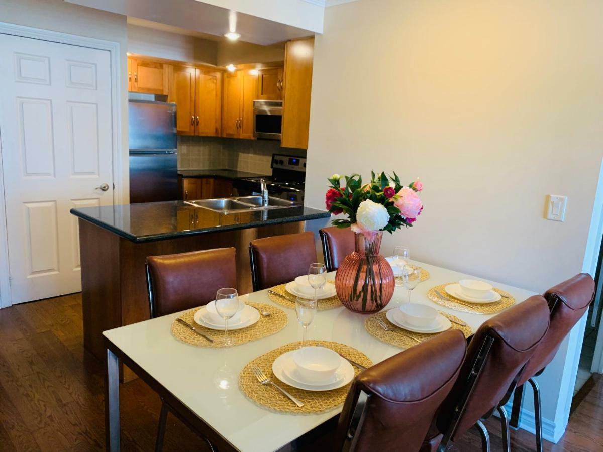 Apartment Luxury 3 Bedroom/2 Bathroom With Cn Tower View In The Heart Of Downtown