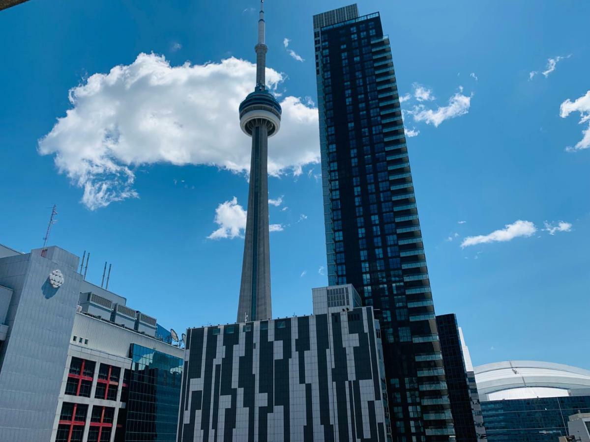 Luxury 3 Bedroom/2 Bathroom With Cn Tower View In The Heart Of Downtown * Toronto
