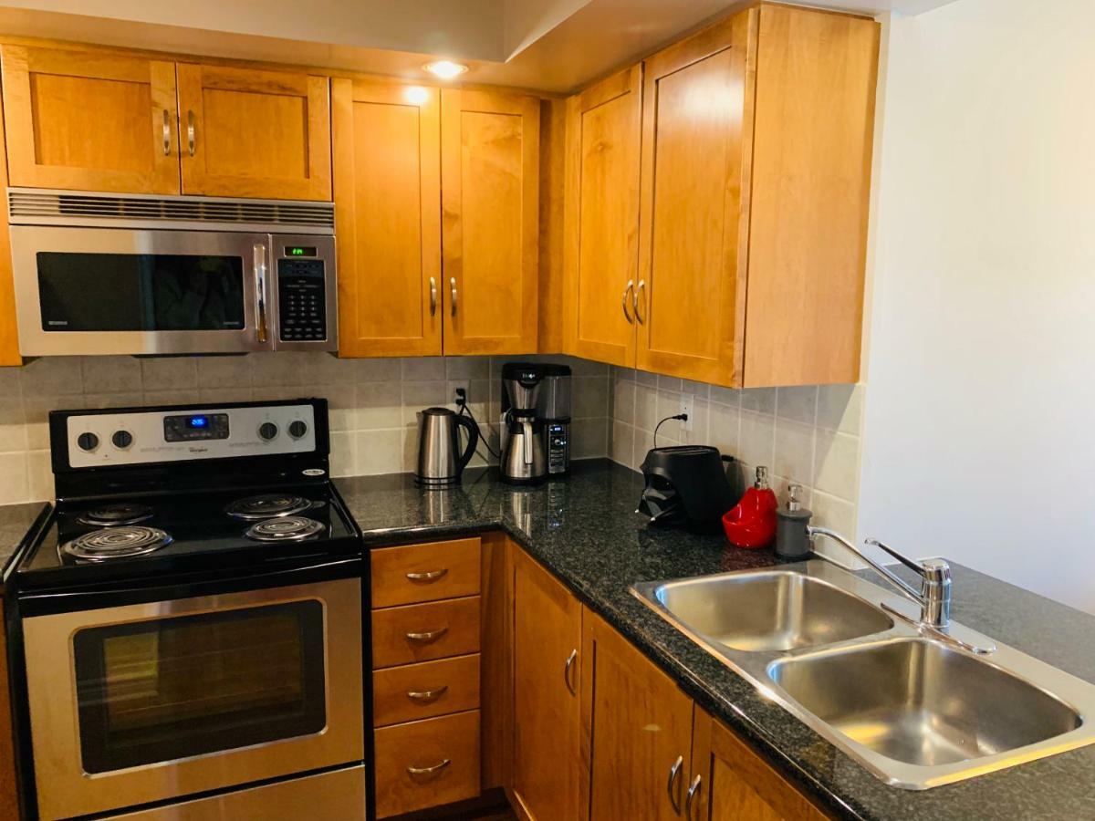 Luxury 3 Bedroom/2 Bathroom With Cn Tower View In The Heart Of Downtown Toronto
