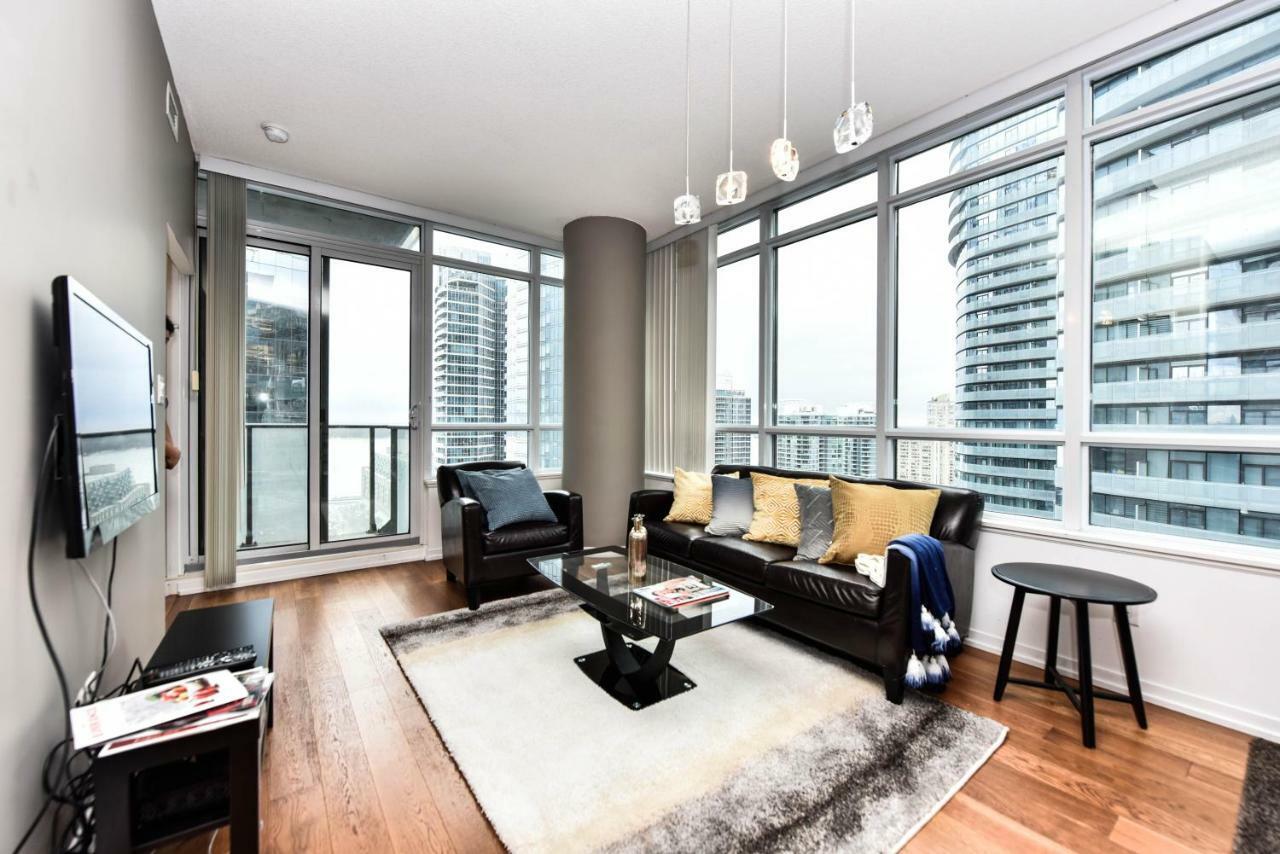Sarkar - Maple Leaf Square Apartment *