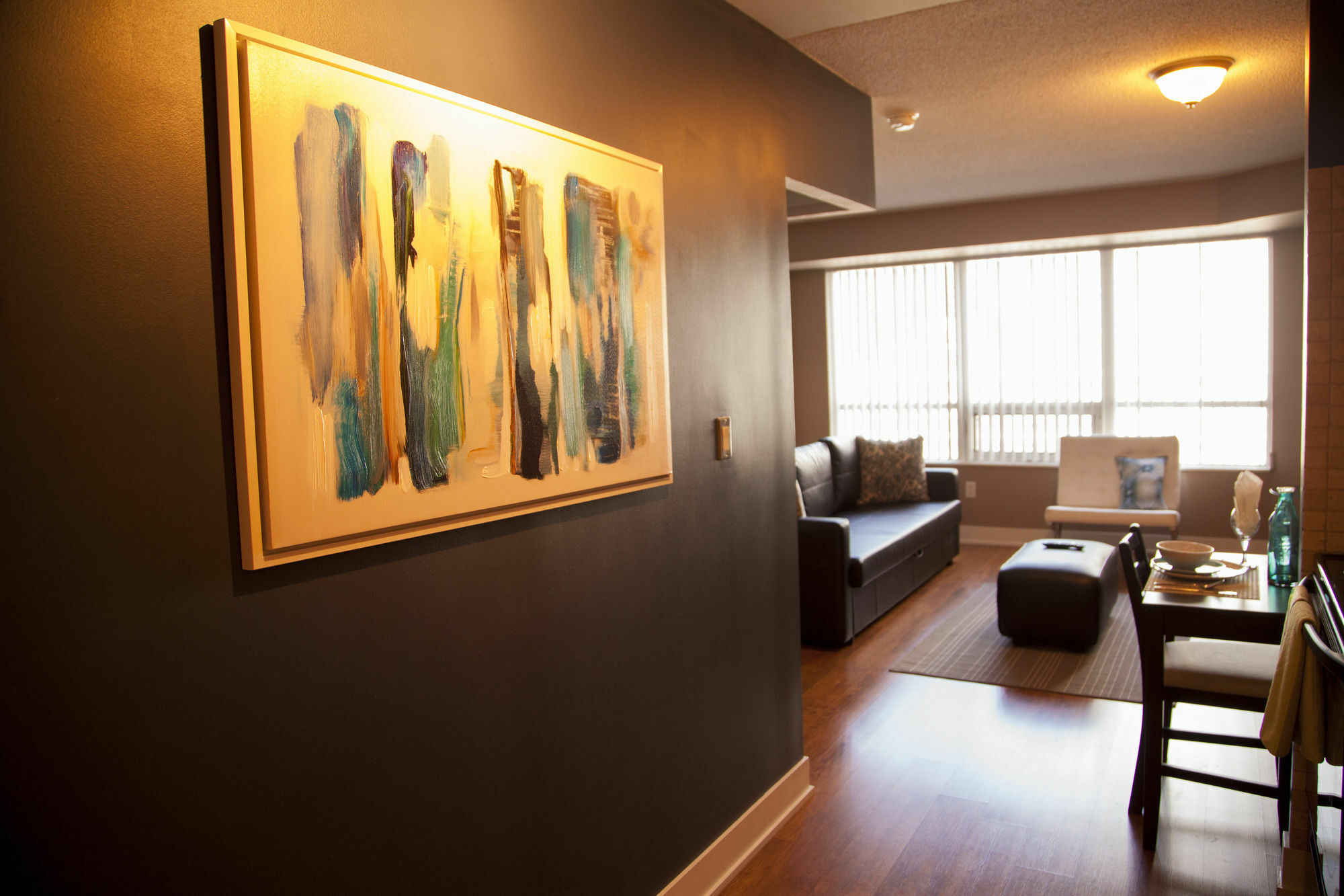 Red Maple - Blue Jays Way Apartment *