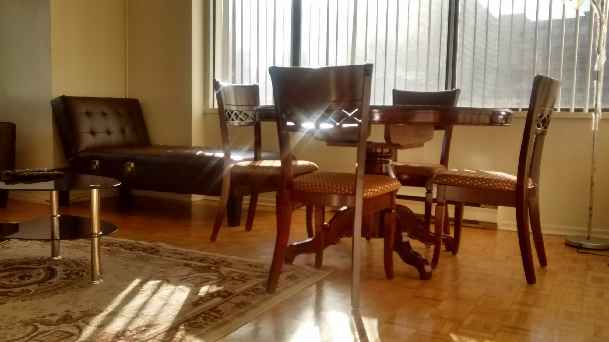 Toronto Furnished Living-Gerard Apartment