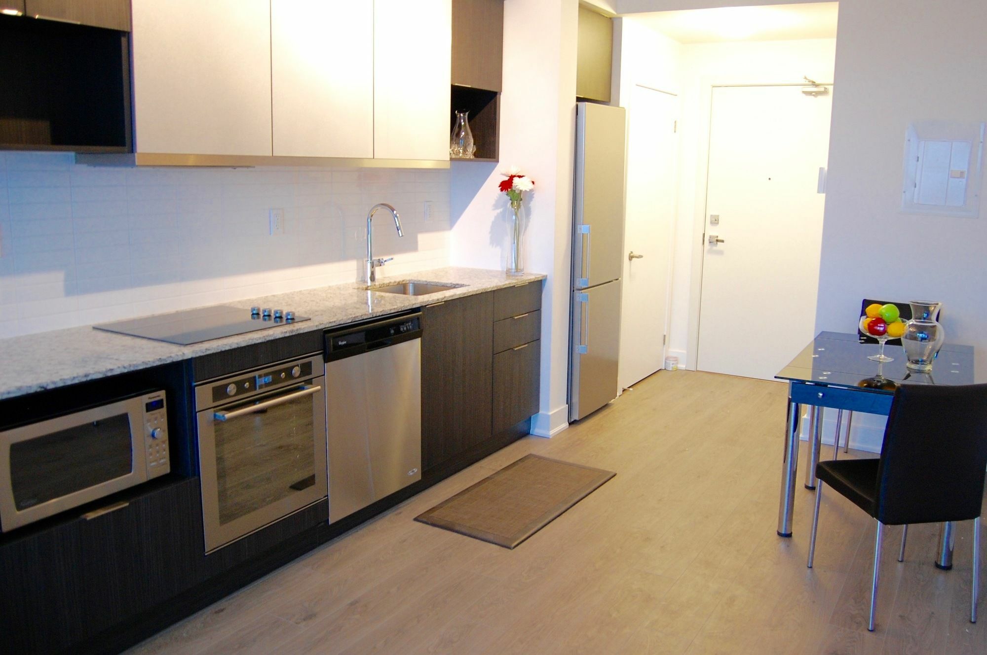 Apartment Shops At Don Mills Furnished Toronto