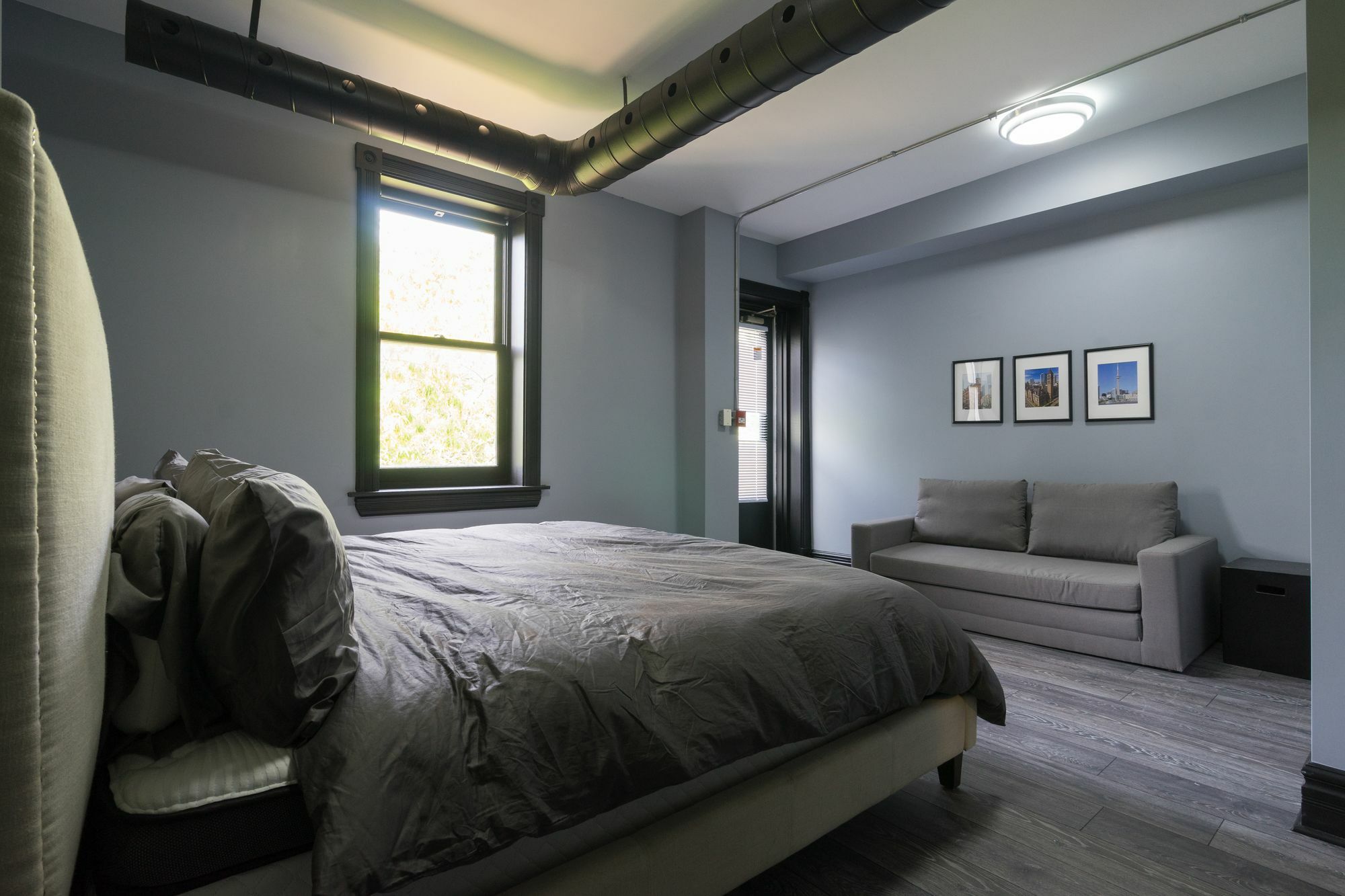 Applewood - West Queen West Loft Apartment Toronto