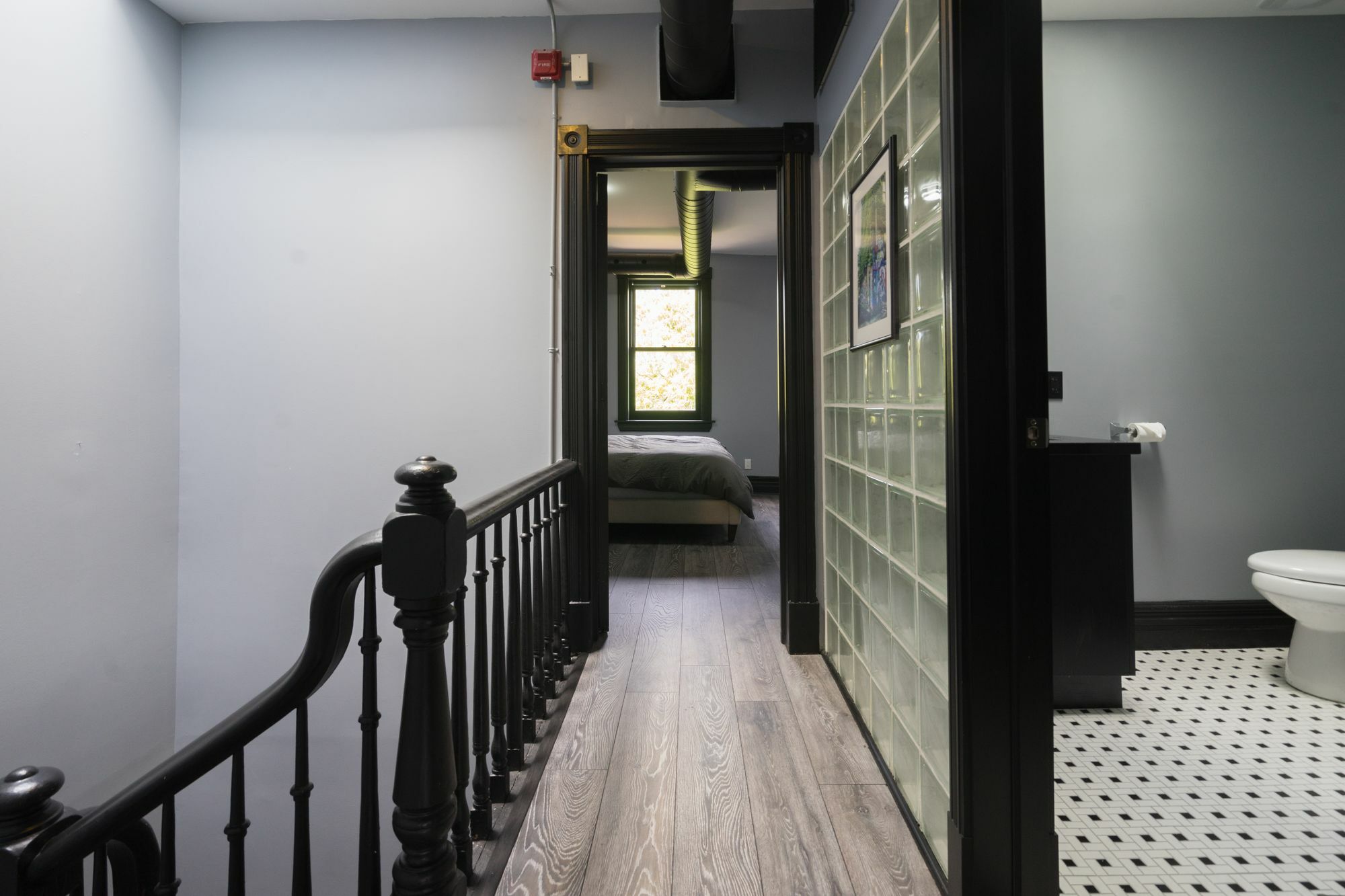 Applewood - West Queen West Loft * Toronto