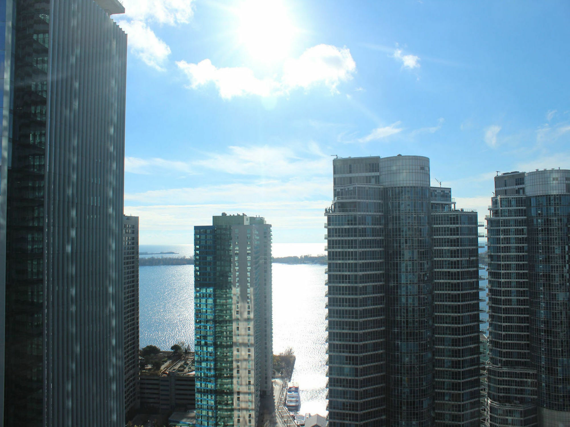 Eg - Stunning 4* Toronto