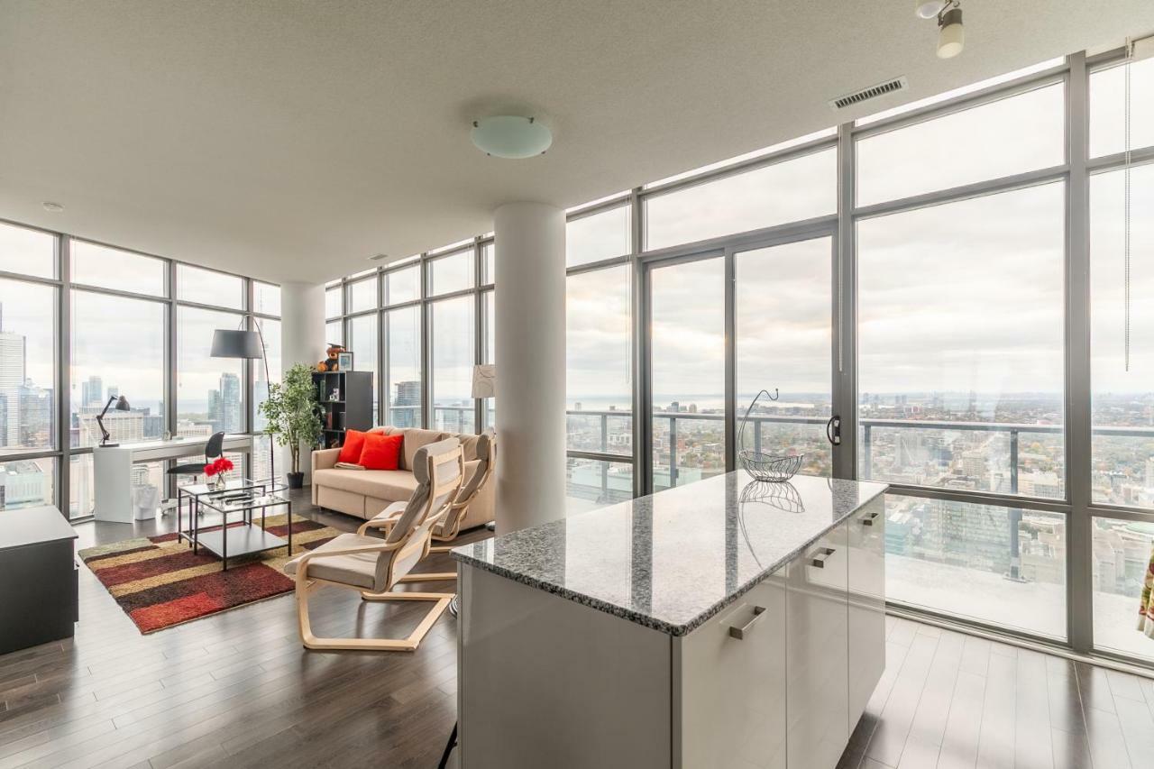 Apartment Unbelievable Penthouse View With 3 Bedrooms Toronto