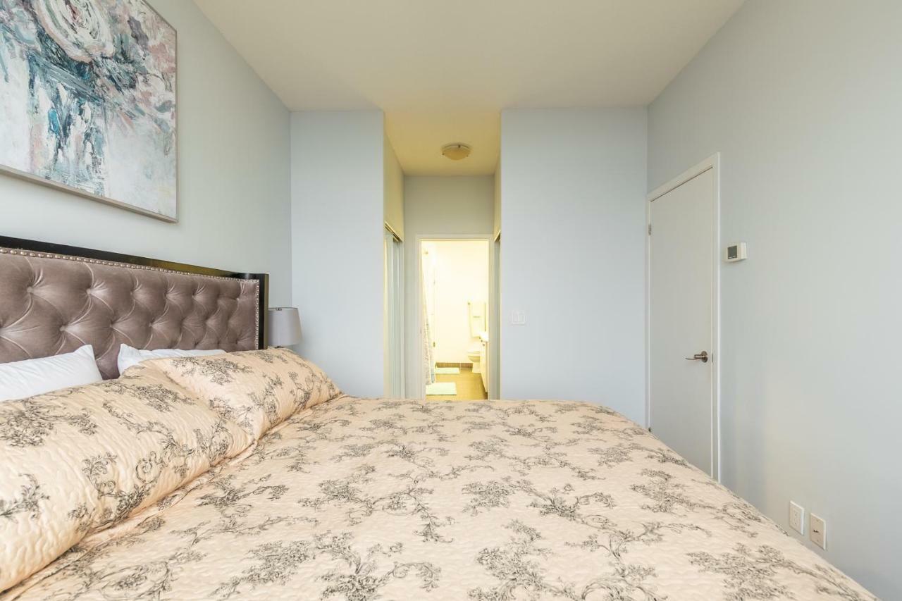 Apartment Unbelievable Penthouse View With 3 Bedrooms Toronto