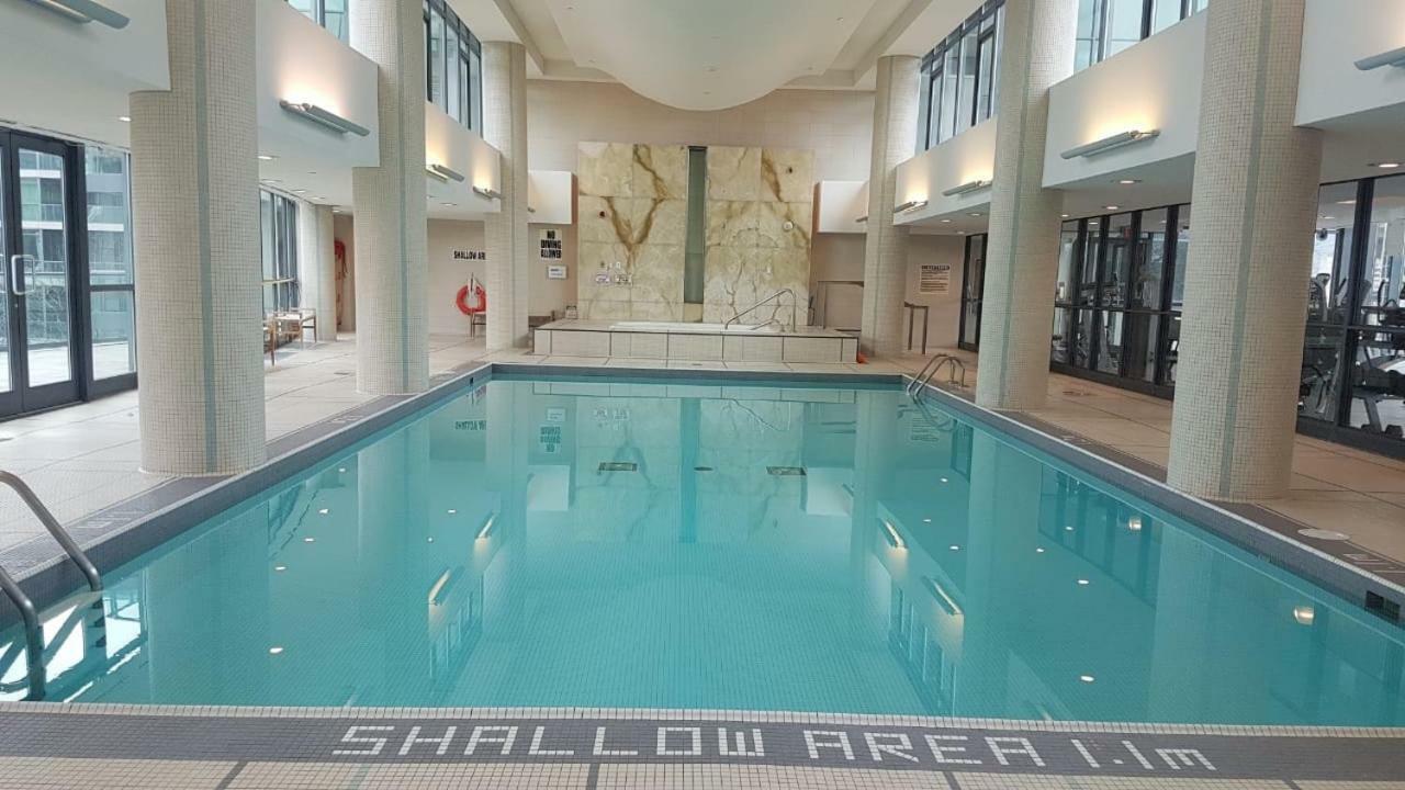 Executive 1 Bedroom Sleeps 2 Toronto