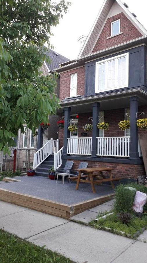 Village At York U Toronto