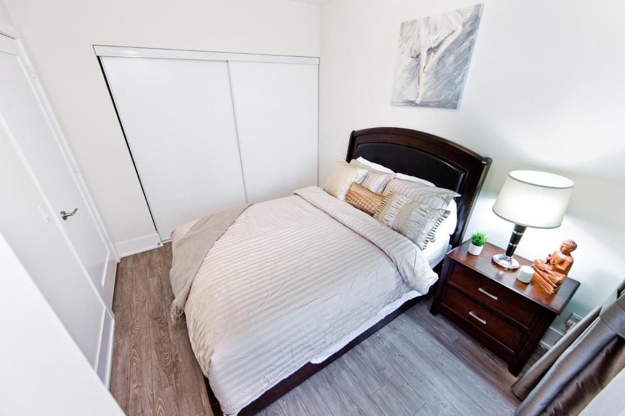 Deluxe Executive Suites Apartment Toronto