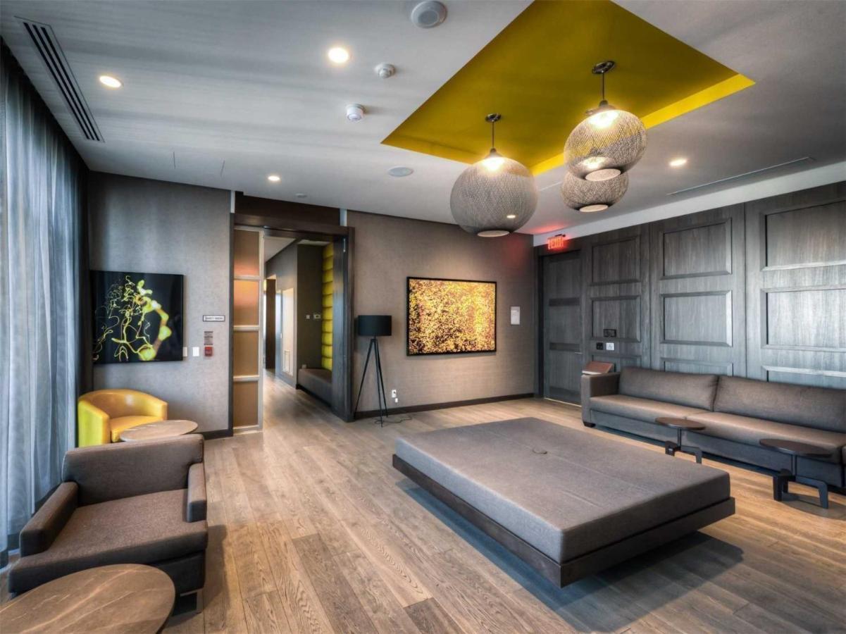 Deluxe Executive Suites Apartment