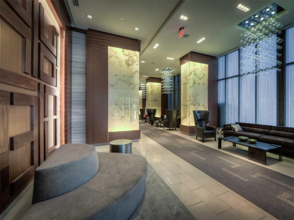Deluxe Executive Suites * Toronto
