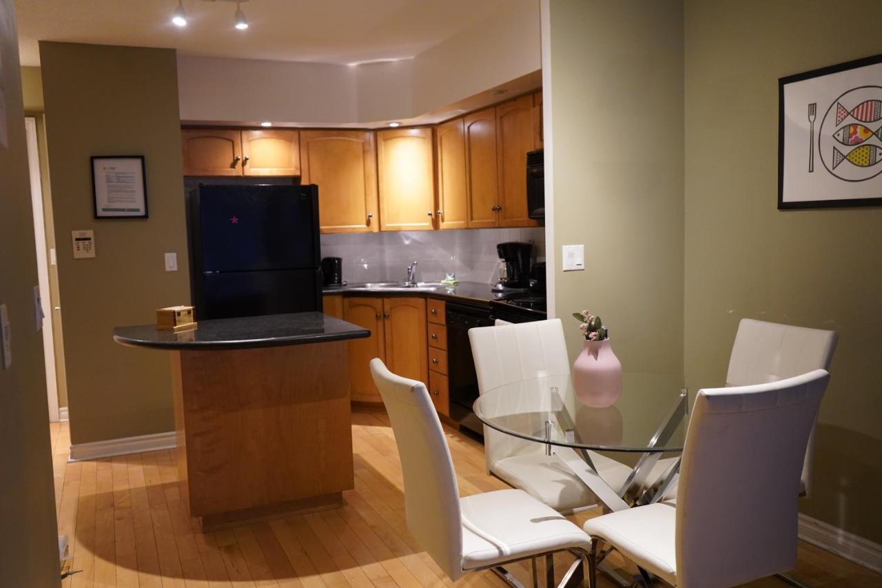 Living Suites - Toronto Convention Centre