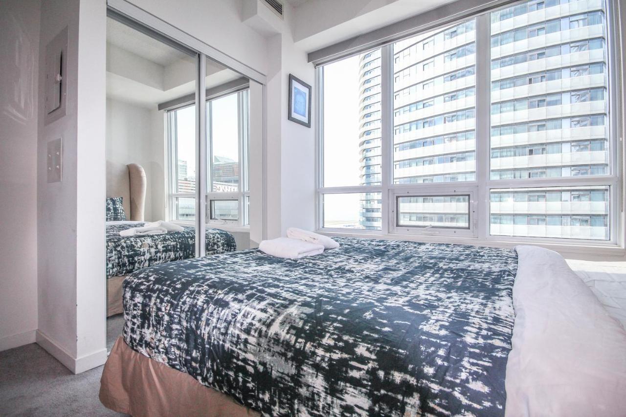 Sarkar - Maple Leaf Square Apartment *