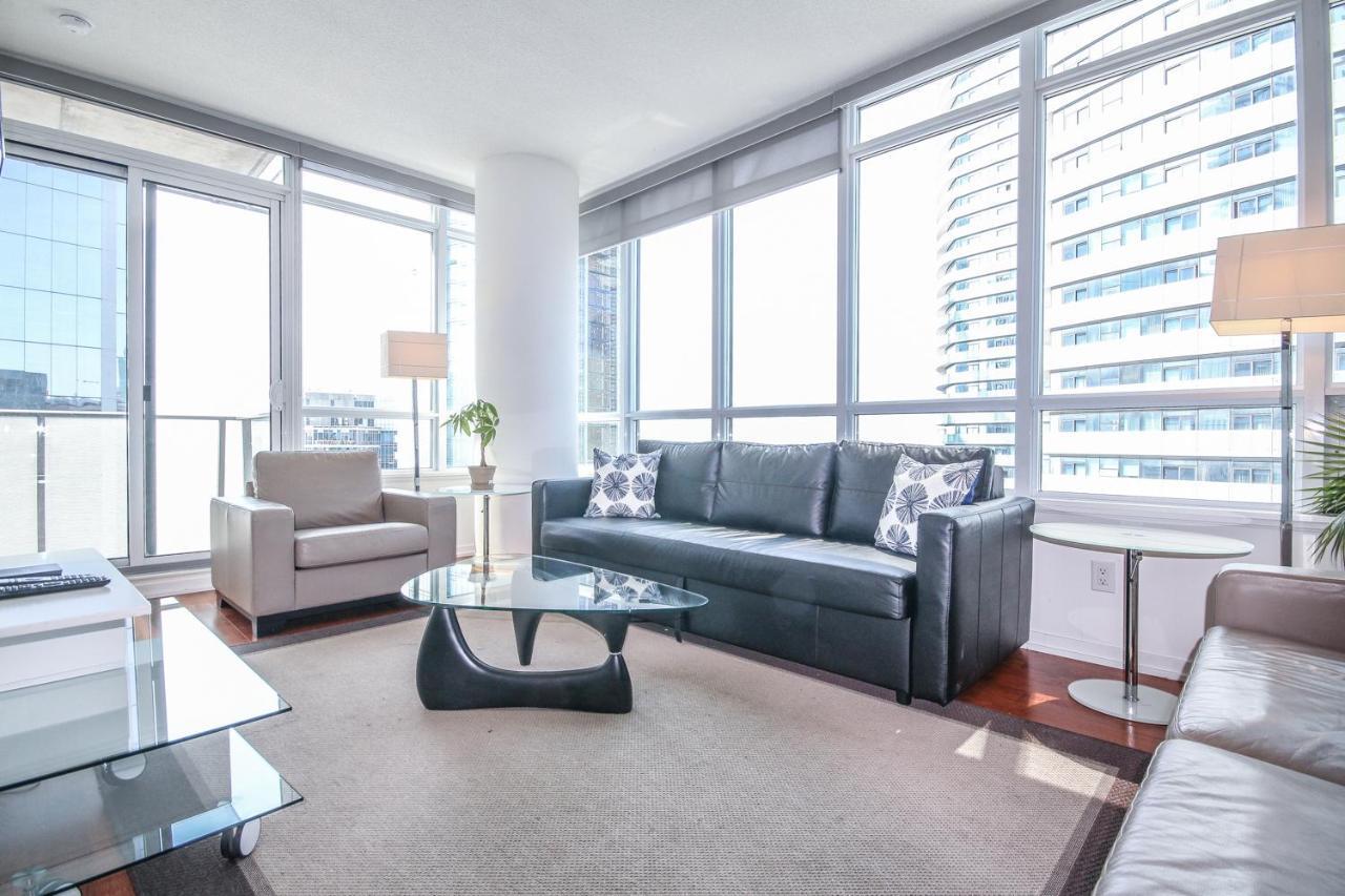 Apartment Sarkar - Maple Leaf Square