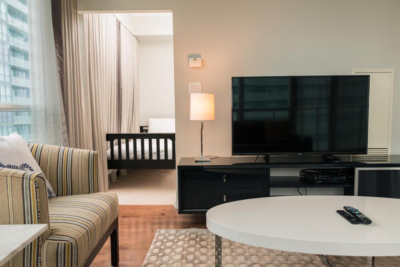 Apartment Sarkar - Maple Leaf Square