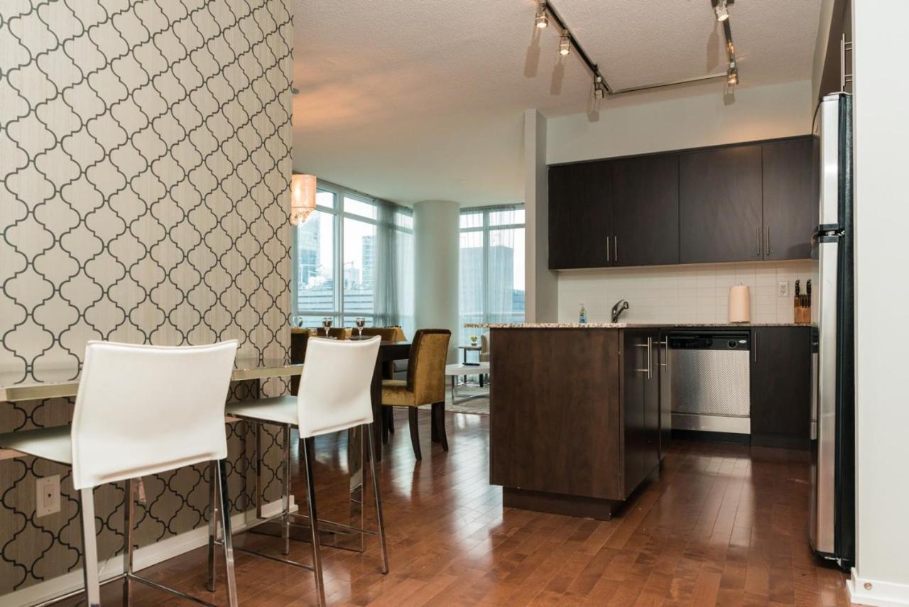 Apartment Sarkar - Maple Leaf Square