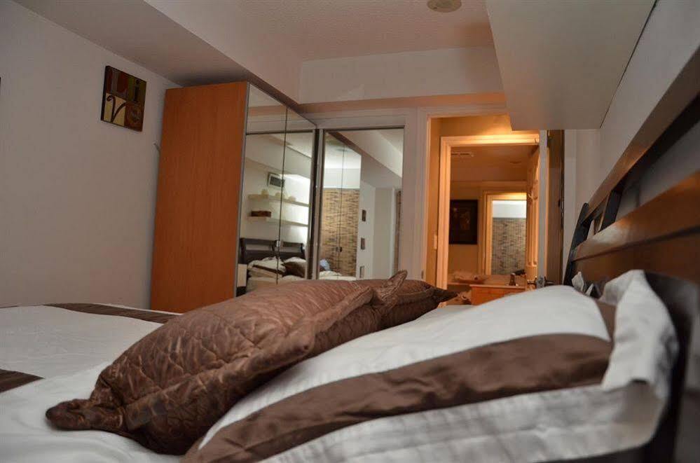 Living Suites - Toronto Convention Centre Toronto