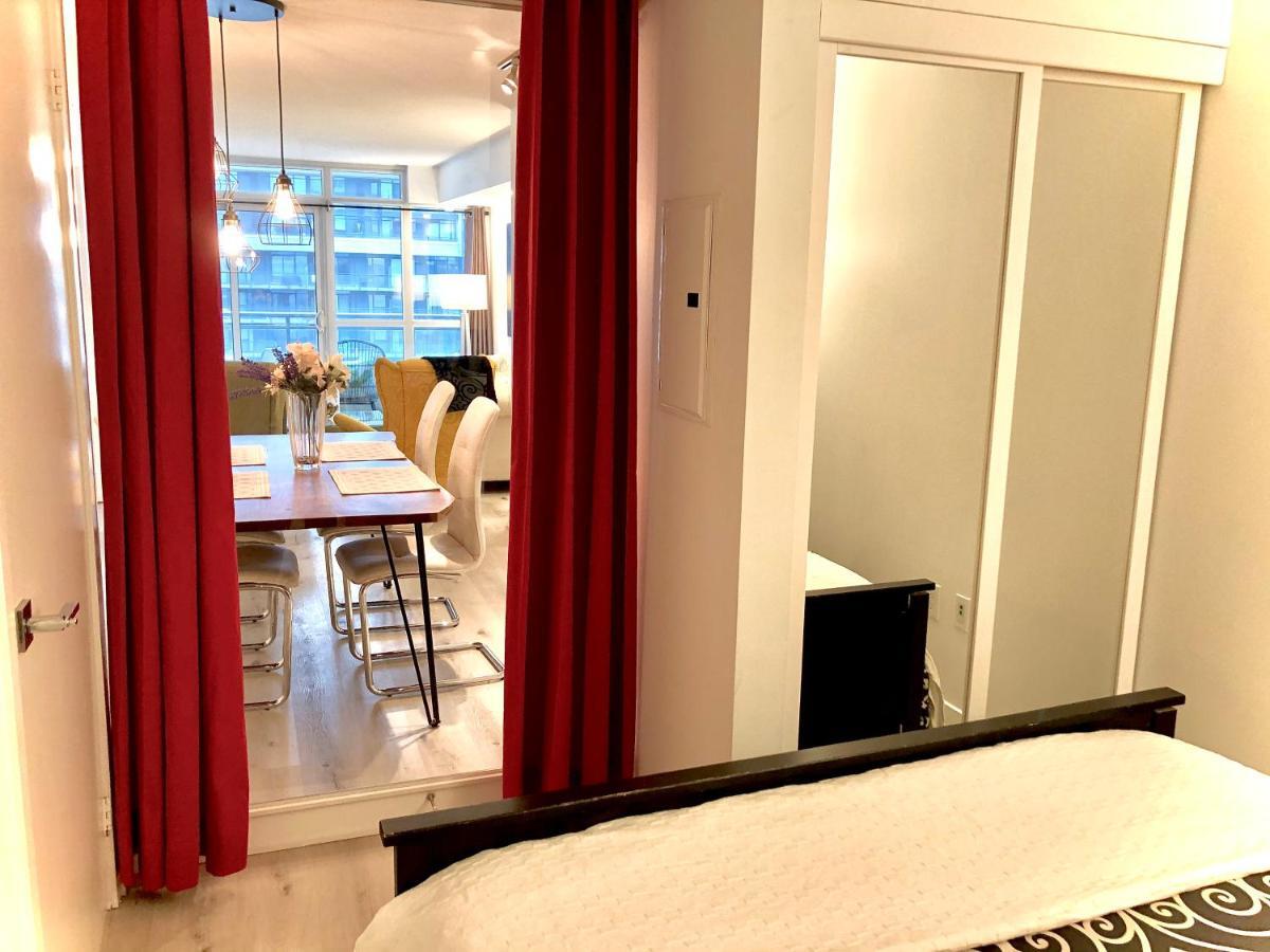 Apartment Luxury Executive Toronto Downtown Suites