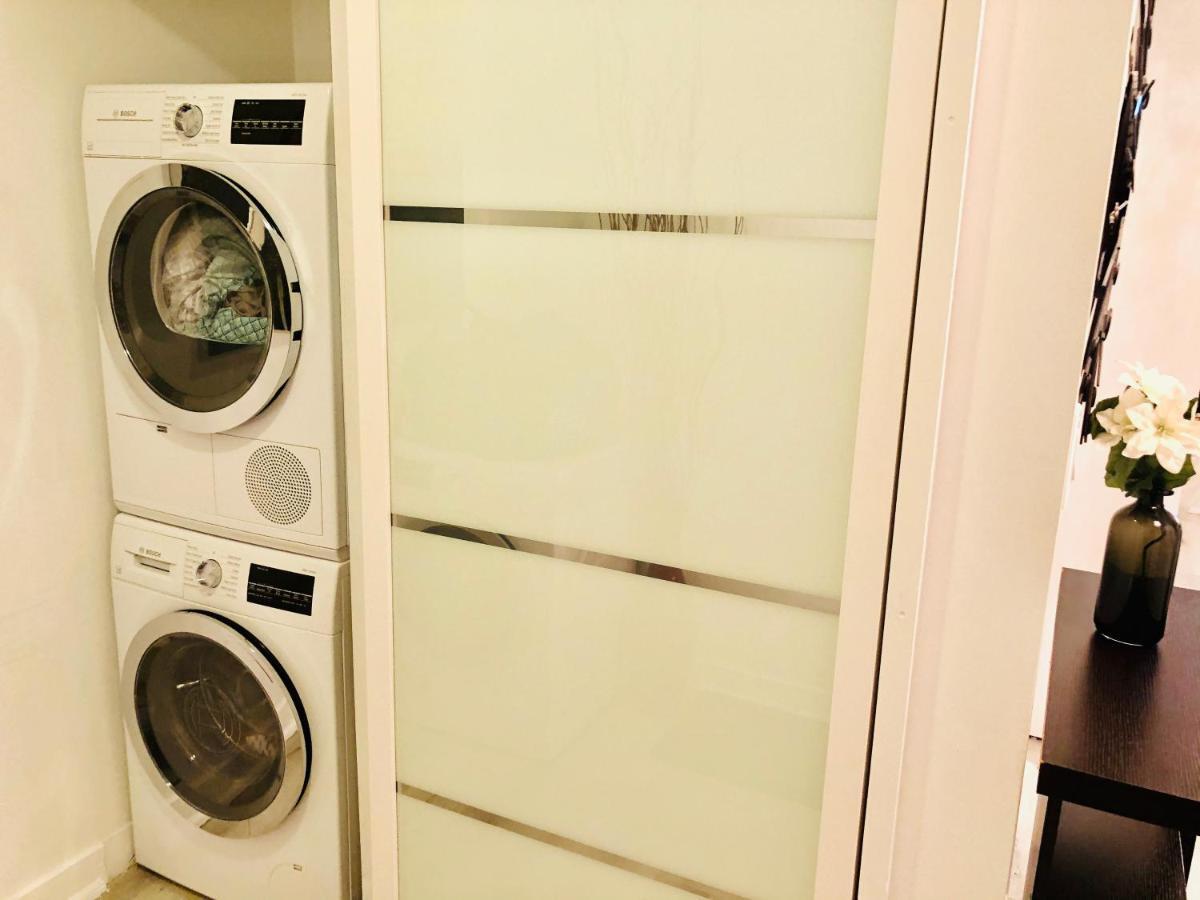 Apartment Luxury Executive Toronto Downtown Suites