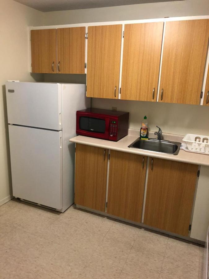 Toronto Furnished Living-Gerard