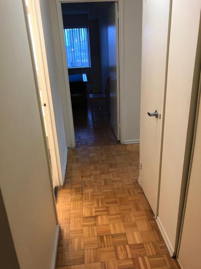 Toronto Furnished Living-Gerard Apartment Toronto