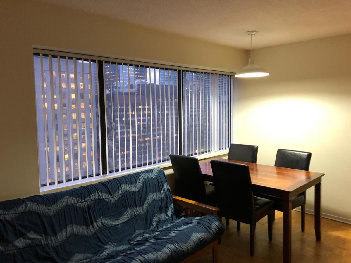 Toronto Furnished Living-Gerard