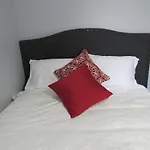 Luxury Suites At Military Trail