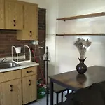 Awesome Cozy 1 Bedroom Coachhouse