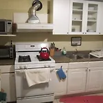 Kaisar Guest House