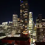 Downtown High-Rise Condo- Cn Tower View